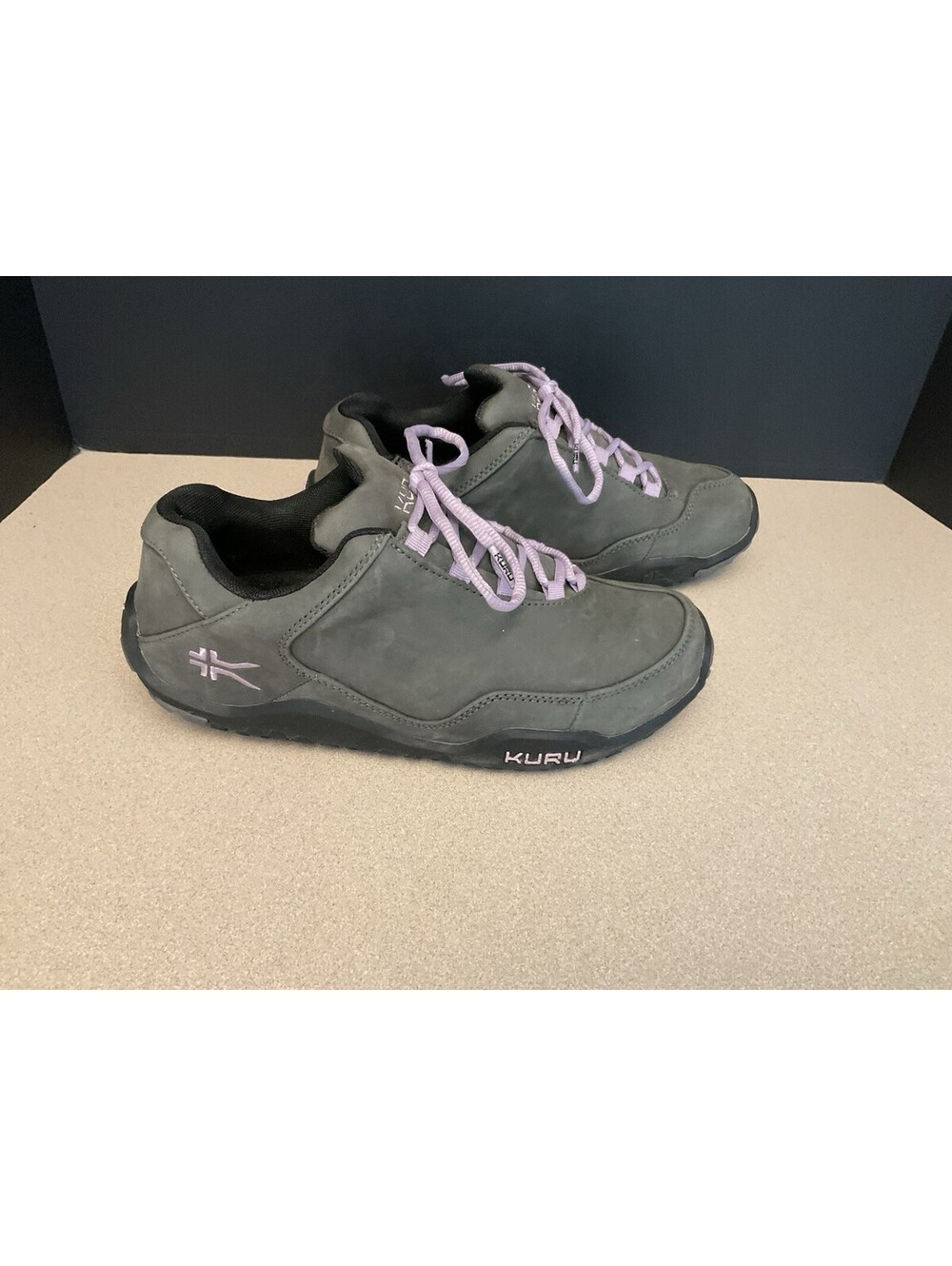 Women’s Kuru Chicane Leather Suede Hiking Trail Shoes. Size 8.5 Wide. Nice!